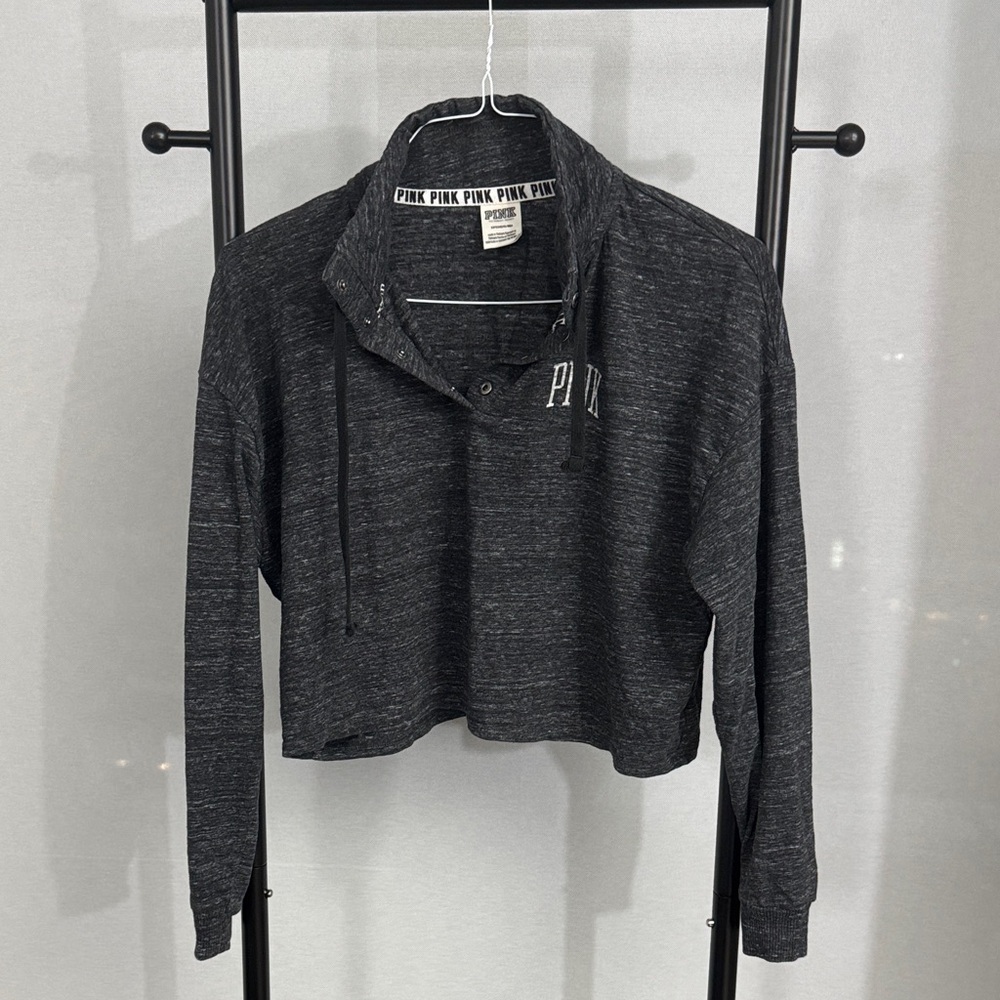 PINK Victoria’s Secret S Dark Grey Cropped Pullover Logo